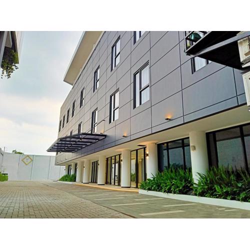 Hotel Youstay Semarang by Sinergi