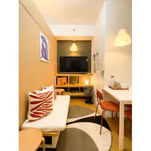 Houzz 1548 by Houzztelity