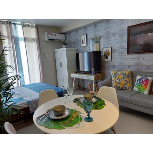 HPH Staycation - Saekyung 956 Condo