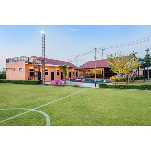 บ้านพูลวิลล่าหัวหิน Hua Hin Soccer Pool Party