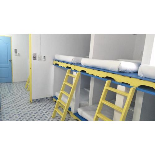 HuaHin Night Market Hostel