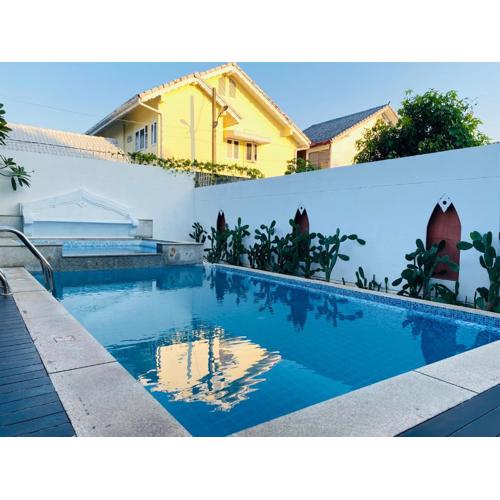 Huang Su Villa 5 皇宿5号泳池别墅