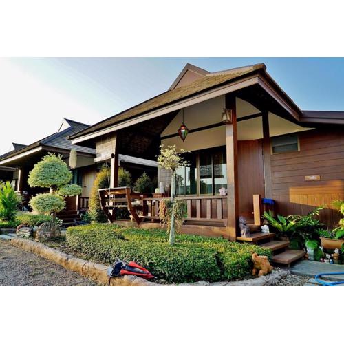 Huen Pak Mon Chantra