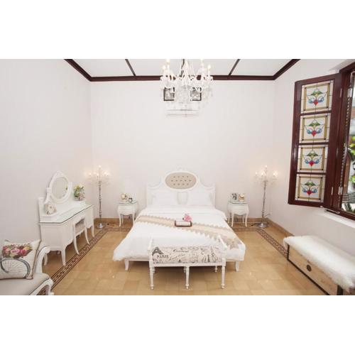 Huis Van Gustafine Floor 1