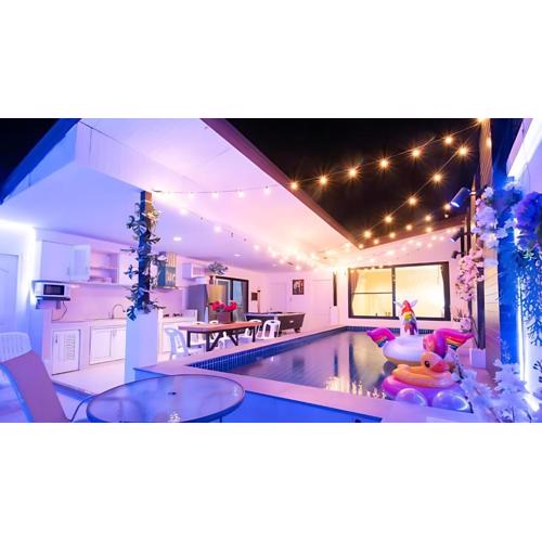 Hunter Hide Pool Villa