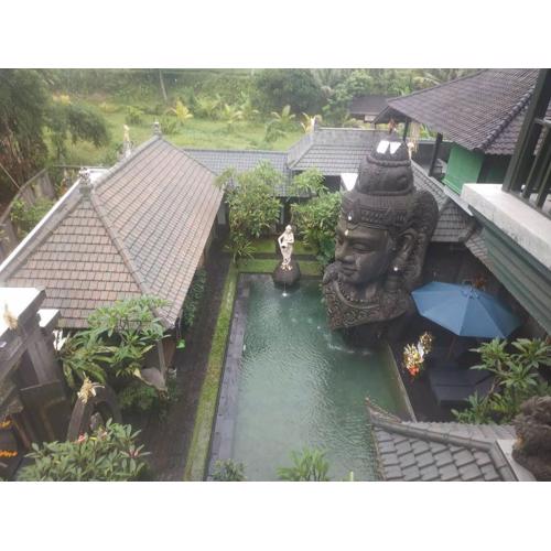 Huts Rock Ubud