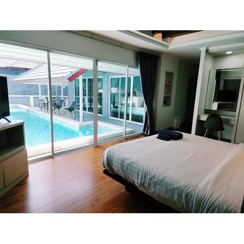 I am pool villa Pattaya no 5