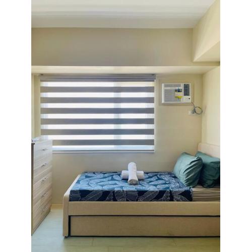 * *I2 Sleek City Haven