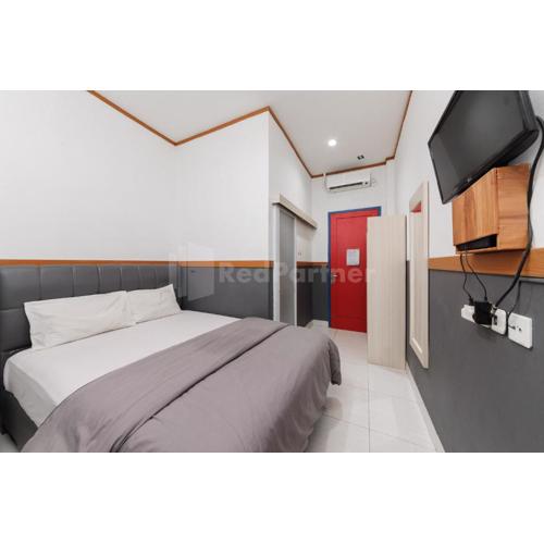 Ian Hotel Jaksa Mitra RedDoorz