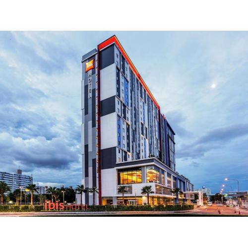 ibis Bangkok IMPACT