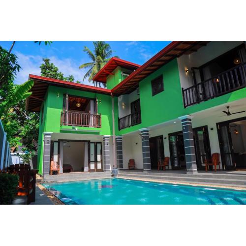 IBSON Villa - 02 Hikkaduwa with 4 Bedrooms & Salt Water Swimming Pool
