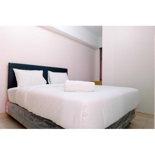 ice and Modern 2BR Springlake Summarecon Bekasi Apartment By Travelio
