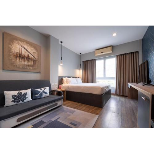 iCheck inn Gems Center Silom