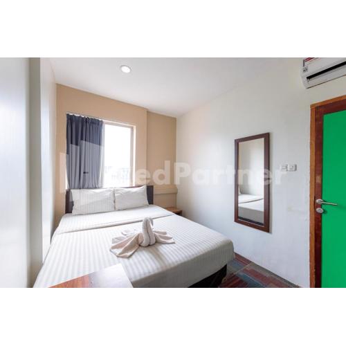 Ichiza Room RedPartner