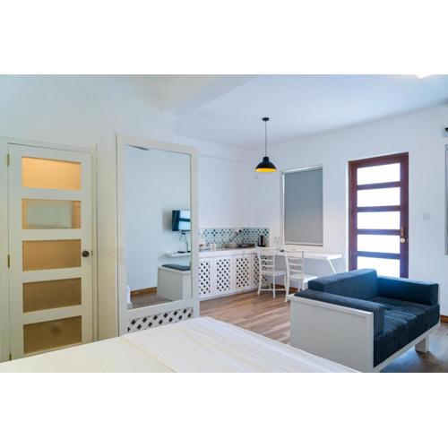 Iddamal Bay Apartments