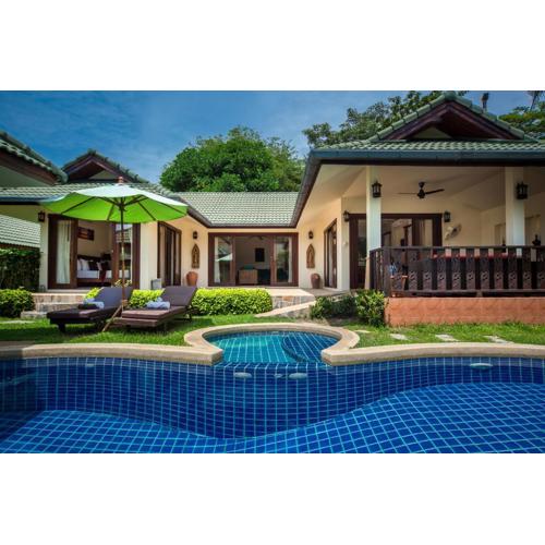 Idyllic Samui Beach Villa Resort