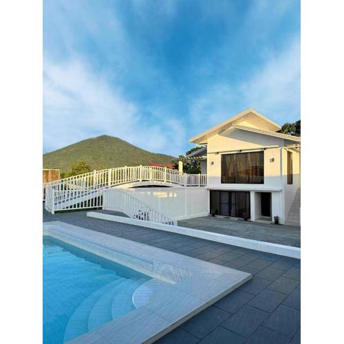 IG WORTHY IN LAGUNA - Staycation and Events Place