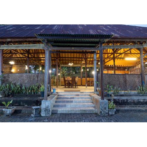 ijen resto & guest house