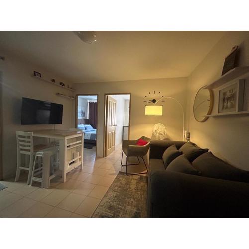 Iloilo Condo near Esplanade & sunset boulevard
