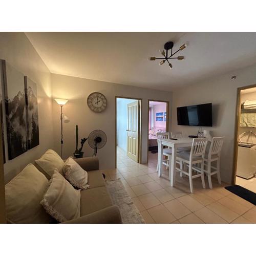 ILOILO condo with iloilo river&sunset view