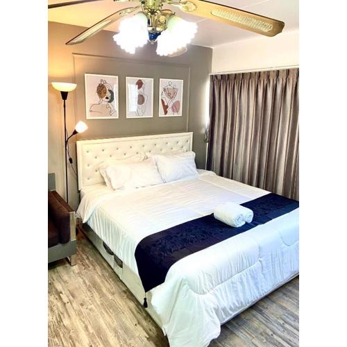 Impact Arena Condo C9 by GoodRoom24