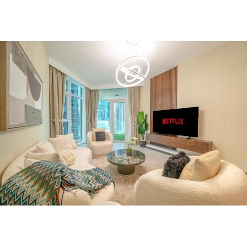 Impressive 2BR Apt with Premium