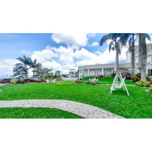 In Villa Garden Resort