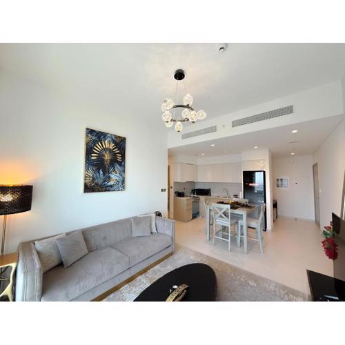 INA HOMES - Burj Royal 1 BR Stylish Apartment