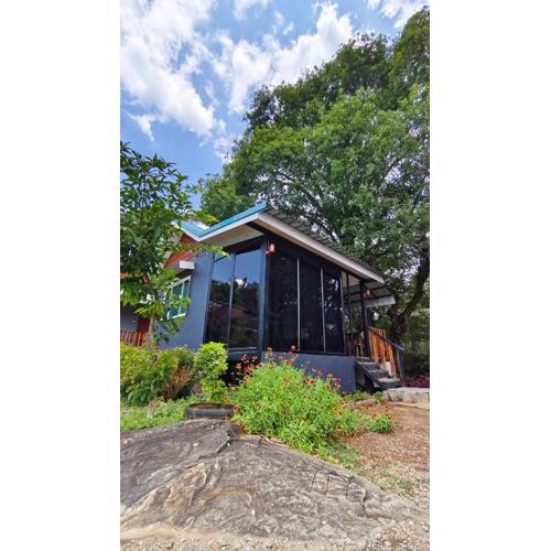 อินทนนท์ บ้านพักเล่าจู Inthanon Laoju House