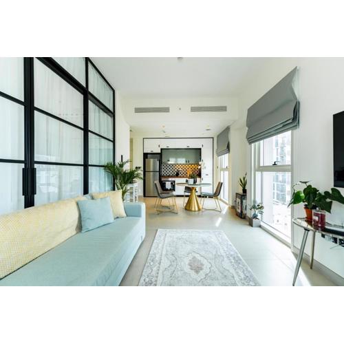 Inviting 2BR with Pool & Pet-Friendly Option