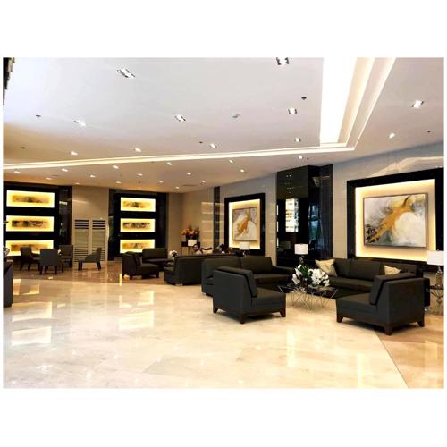 Iona Reign's Vacation Unit at FAME Residences