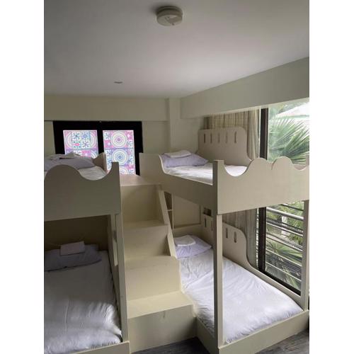 Isla B Boracay Stays