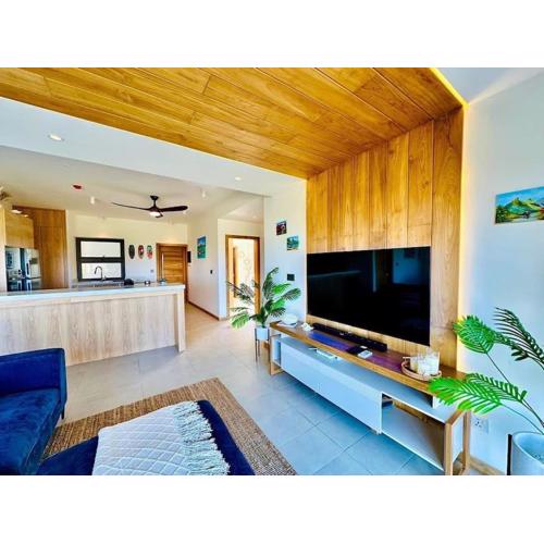 Island Breeze Apartment