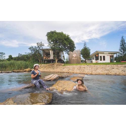 อิสระ แคมป์ปิ้ง แอนด์ คาเฟ่ Issara camping