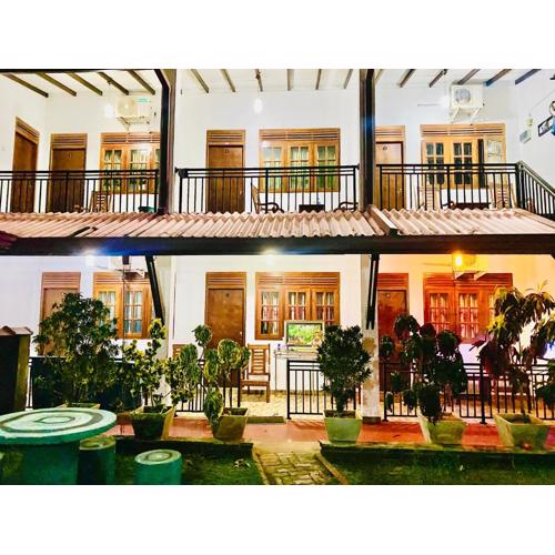 Isuru Family Guest House