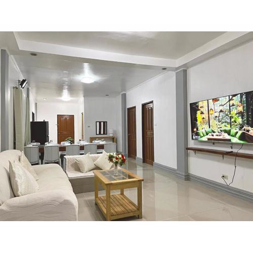 Ivory Bloom Transient House 4BR Puerto, Palawan