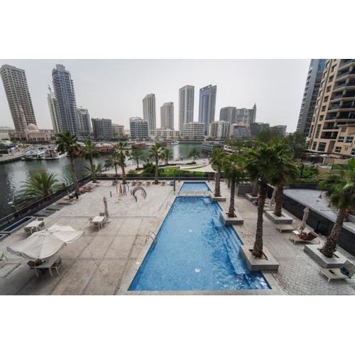 izzzi - One Bedroom Apartment, Sparkle Tower