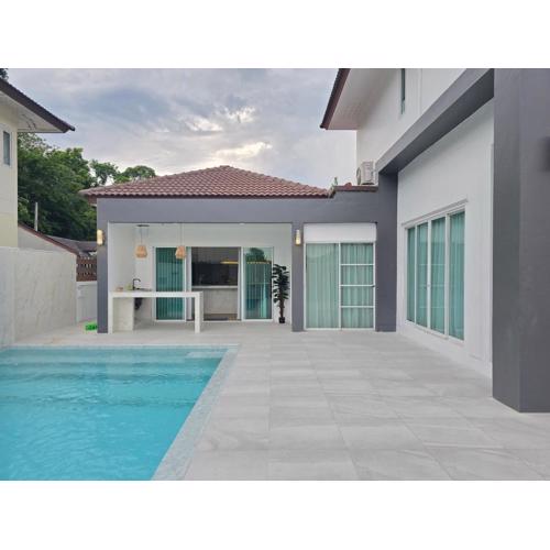 J-O-Y Private Pool Villa - Modern Design