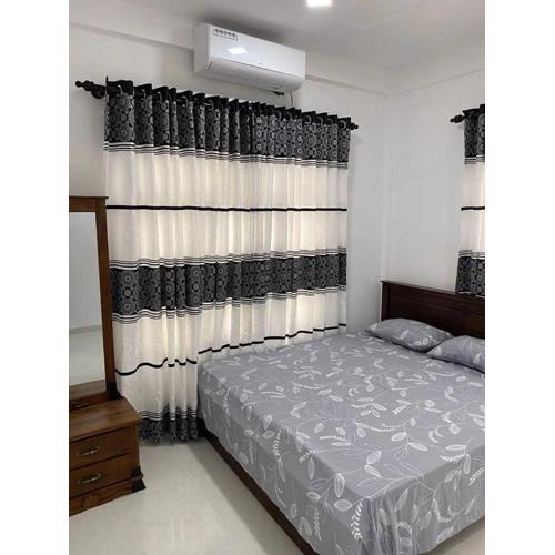 J R Thacxshana Mahal