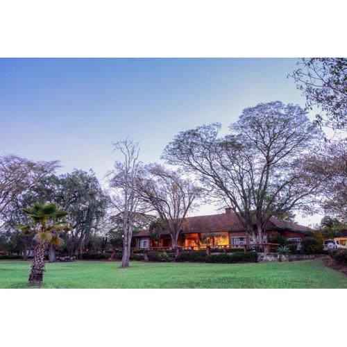 Jacaranda Lake Elementaita Lodge