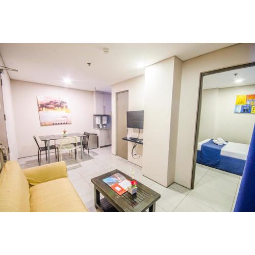 Jade Hotel and Suites