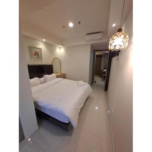 Jakarta goldcoast seaview apartment