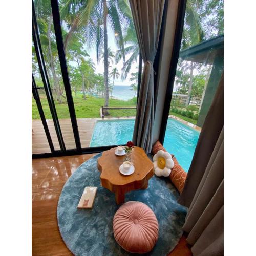 Jako Doma Beachfront Cabana