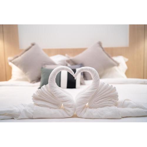 Japanese-Style Condo close Kamala Beach