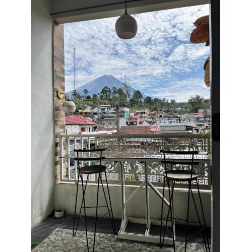 JAVA Hostel Tumpak Sewu