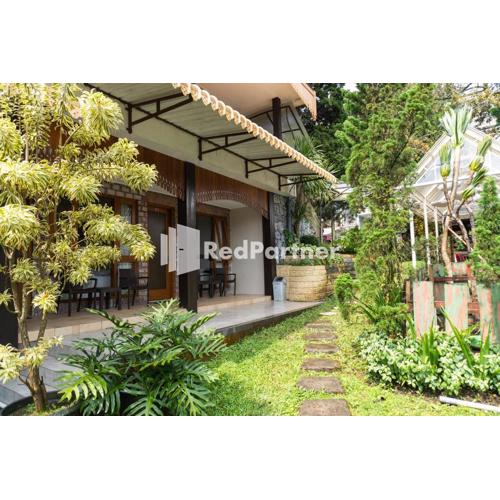 Javenir Hotel Tawangmangu Mitra RedDoorz