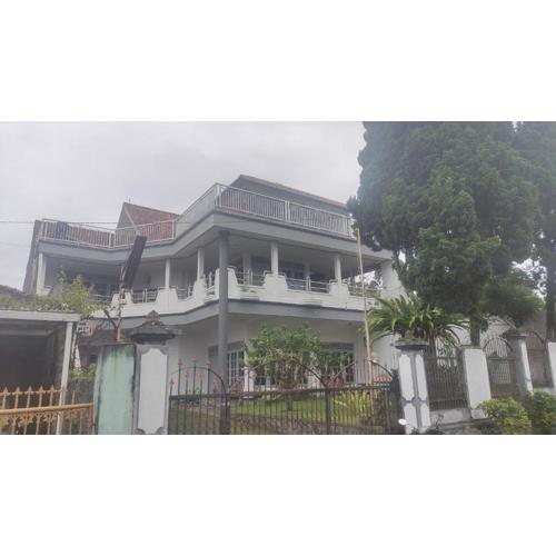 Jayagiri White House