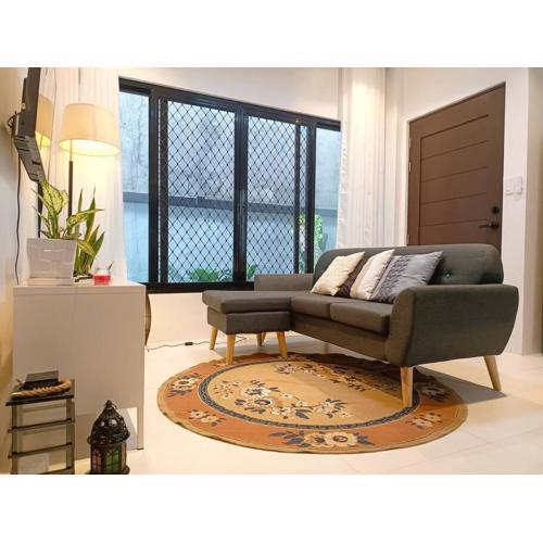 JD&S Apartments Unit 2