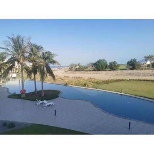Jebel Sifah studio Apartment with Pool View