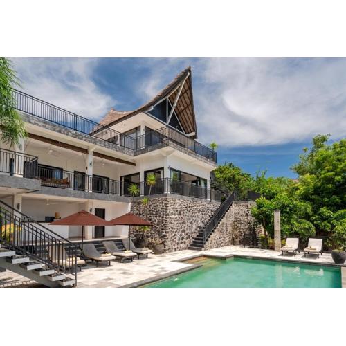 Jempiring - luxury spacious villa with staff!